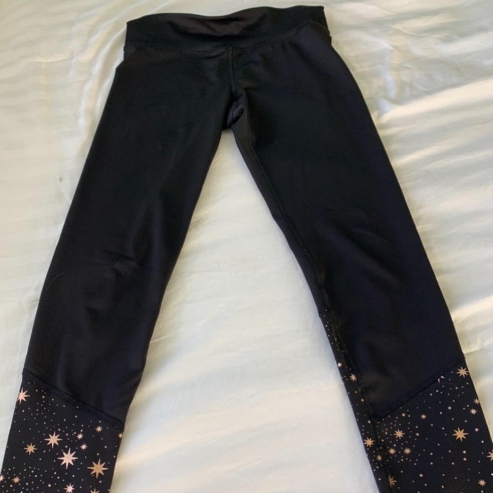 Black leggings with stars! ⭐️